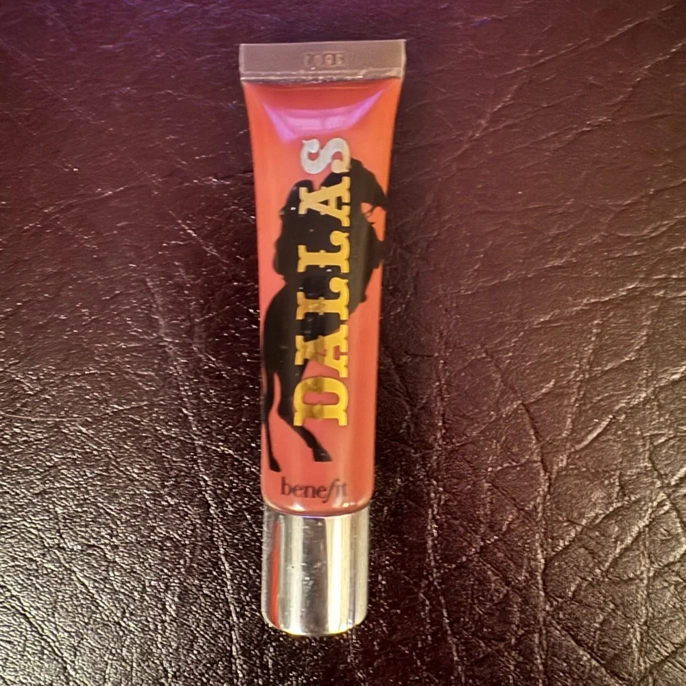 Benefit Dallas Ultra Plush Lip Gloss New